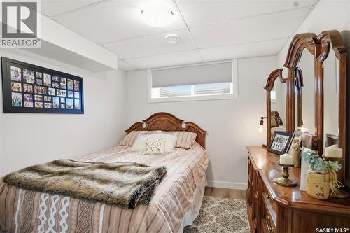112 8Th Avenue E, Watrous, SK - Indoor Photo Showing Bedroom