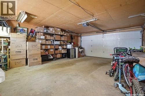 112 8Th Avenue E, Watrous, SK - Indoor Photo Showing Garage