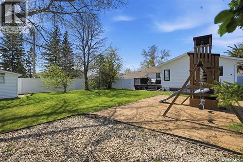 112 8Th Avenue E, Watrous, SK - Outdoor