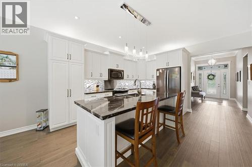 4 Lynndale Road, Simcoe, ON - Indoor Photo Showing Kitchen With Upgraded Kitchen