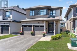 38 THUNDERBOLT STREET  Ottawa, ON K2V 0L9