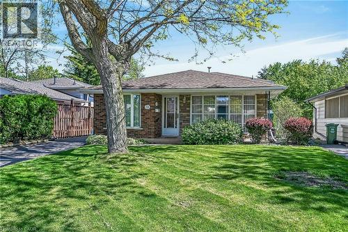 38 TYRONE Drive  Hamilton, ON L9C 2M7