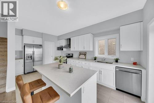 43 Sugar Trail, Kitchener, ON - Indoor Photo Showing Kitchen With Double Sink