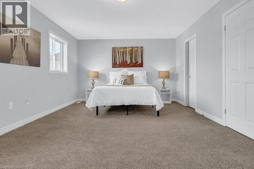 43 Sugar Trail, Kitchener, ON - Indoor Photo Showing Bedroom