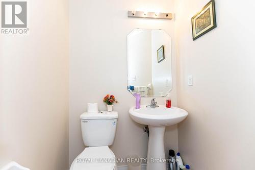 101 Crystalview Crescent, Brampton, ON - Indoor Photo Showing Bathroom