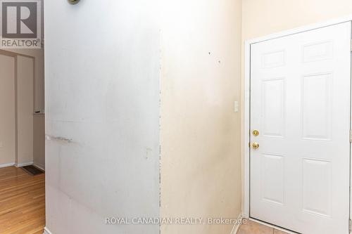 101 Crystalview Crescent, Brampton, ON - Indoor Photo Showing Other Room