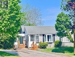 114 WENDY Court  Kitchener, ON N2A 3T3