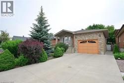 105 S DELENA Avenue S Unit# Upper Hamilton, ON L8K 3S8