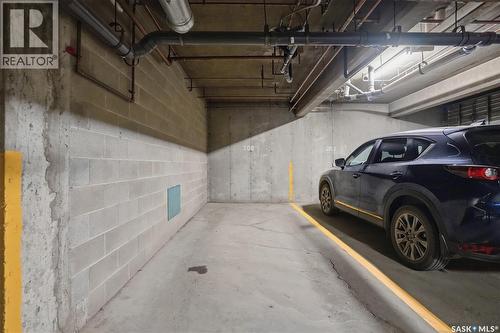 206 2315 Cornwall Street, Regina, SK - Indoor Photo Showing Garage