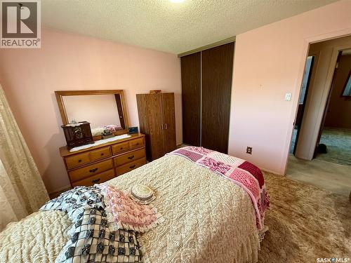 70 Hatton Crescent, Regina, SK - Indoor Photo Showing Bedroom