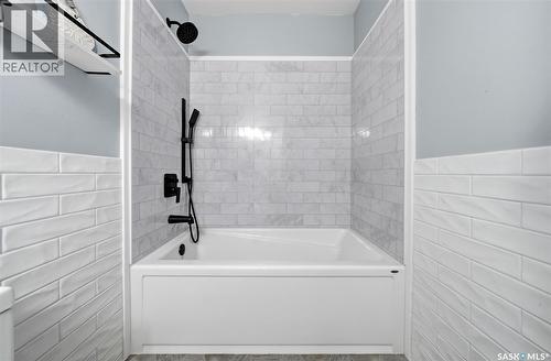 709 Aspen Crescent, Pilot Butte, SK - Indoor Photo Showing Bathroom