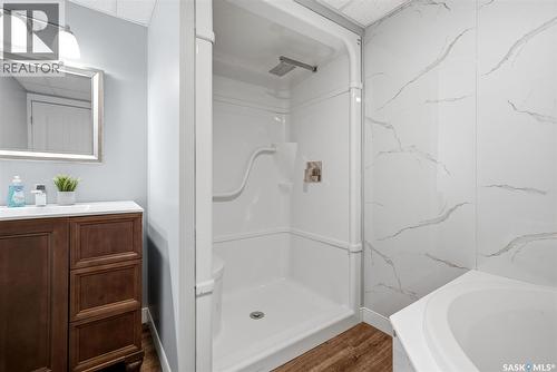 709 Aspen Crescent, Pilot Butte, SK - Indoor Photo Showing Bathroom