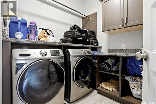 4868 Wright Road, Regina, SK - Indoor Photo Showing Laundry Room