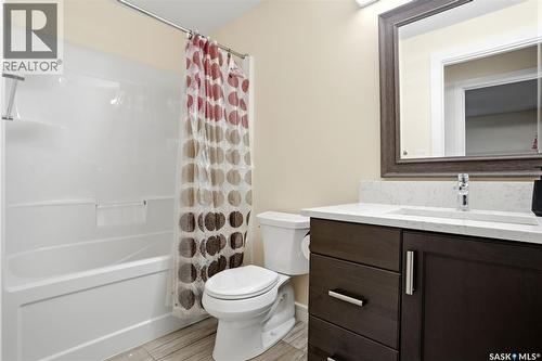 4868 Wright Road, Regina, SK - Indoor Photo Showing Bathroom