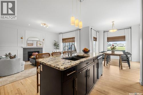 5018 Padwick Road, Regina, SK - Indoor Photo Showing Kitchen With Double Sink With Upgraded Kitchen