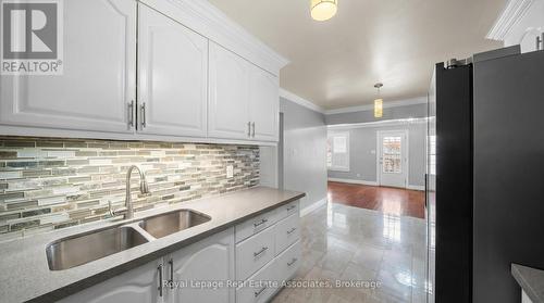 95 Quantrell Trail, Toronto, ON - Indoor Photo Showing Kitchen With Double Sink With Upgraded Kitchen