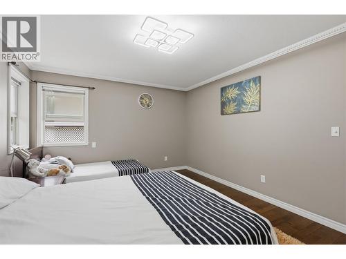 444 Azure Place, Kamloops, BC - Indoor Photo Showing Bedroom