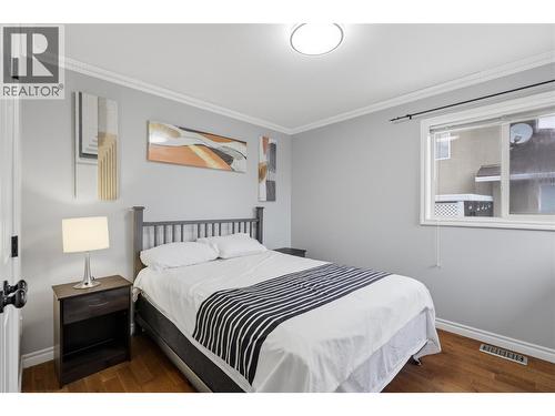 444 Azure Place, Kamloops, BC - Indoor Photo Showing Bedroom