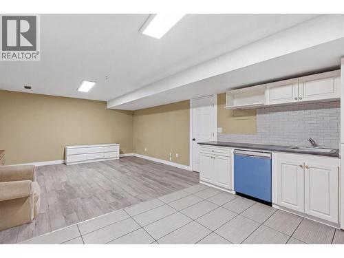 444 Azure Place, Kamloops, BC - Indoor