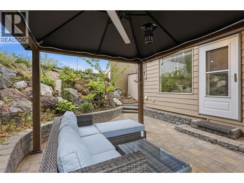444 Azure Place, Kamloops, BC - Outdoor With Exterior