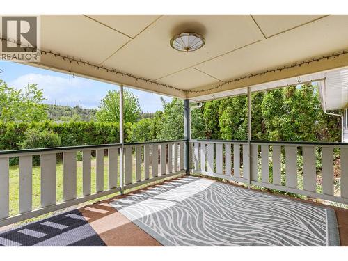 2877 Springfield Road, Kelowna, BC - Outdoor With Exterior