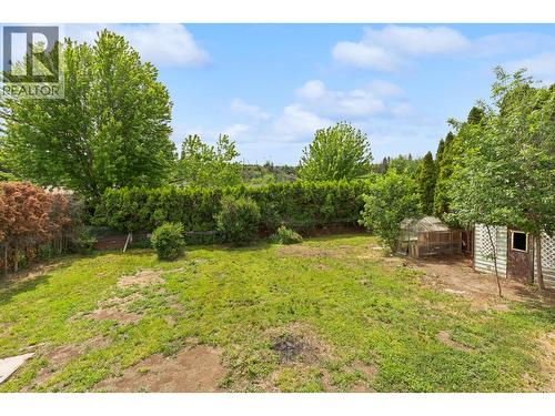 2877 Springfield Road, Kelowna, BC - Outdoor