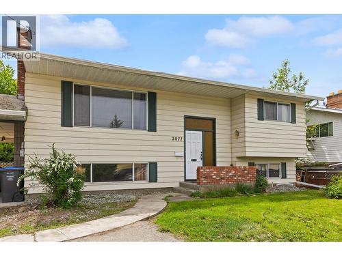 2877 Springfield Road, Kelowna, BC - Outdoor