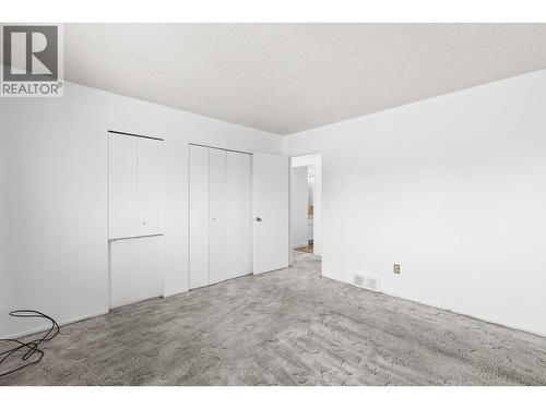 2877 Springfield Road, Kelowna, BC - Indoor Photo Showing Other Room