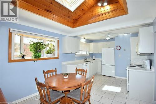 10 Alderney Avenue, Hamilton, ON - Indoor