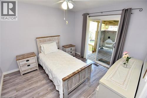 10 Alderney Avenue, Hamilton, ON - Indoor Photo Showing Bedroom
