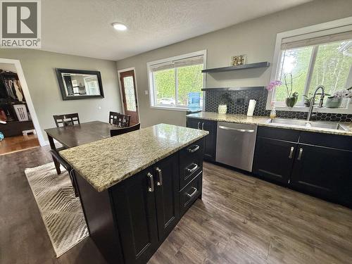 1262 Croft Road, Quesnel, BC - Indoor Photo Showing Kitchen With Double Sink