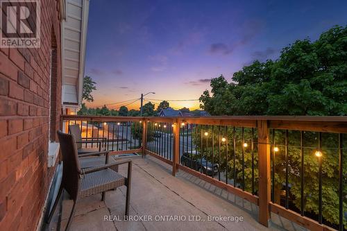 30 Dundas Street, Brantford, ON - Outdoor