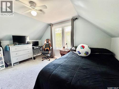 719 4Th Street E, Prince Albert, SK - Indoor Photo Showing Bedroom
