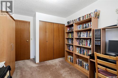 719 Wakaw Terrace, Saskatoon, SK - Indoor Photo Showing Office