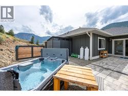hot tub - 