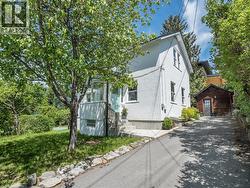 1723 Ward Street Nelson, BC V1L 1V9