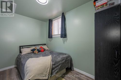582 Hill Street, London East (East K), ON - Indoor Photo Showing Bedroom