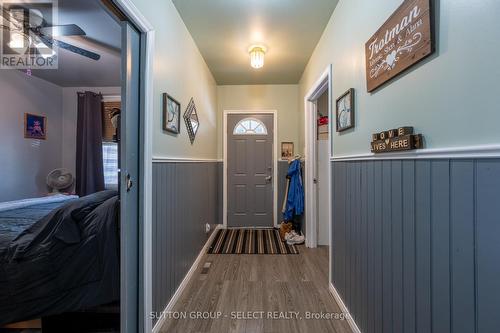 582 Hill Street, London East (East K), ON - Indoor Photo Showing Other Room