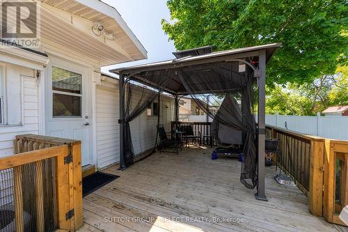 582 Hill Street, London East (East K), ON - Outdoor With Deck Patio Veranda With Exterior
