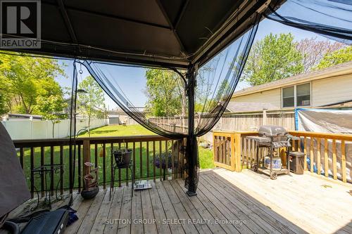 582 Hill Street, London East (East K), ON - Outdoor With Deck Patio Veranda With Exterior
