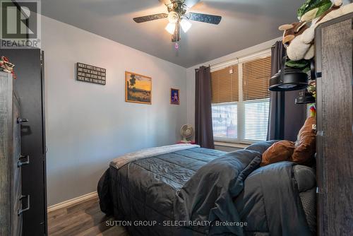582 Hill Street, London East (East K), ON - Indoor Photo Showing Bedroom