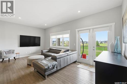105 542 Pringle Crescent, Saskatoon, SK - Indoor Photo Showing Living Room