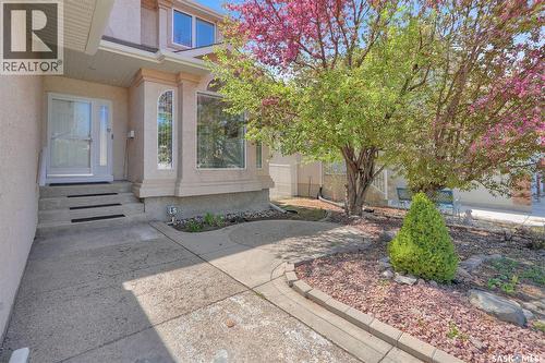 3012 St James Crescent, Regina, SK 