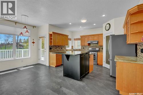 3012 St James Crescent, Regina, SK 