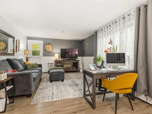 4 41 Moirs Mill Road, Bedford, NS - Indoor