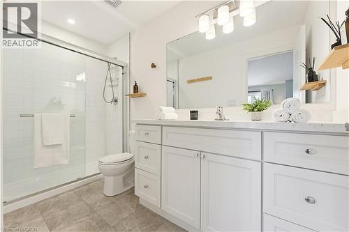 Primary ensuite - 65 Turner Avenue, Kitchener, ON 