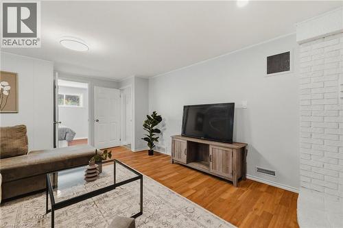 62 Bechtel Drive, Kitchener, ON - Indoor Photo Showing Living Room
