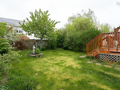 7 Daun Avenue, Enfield, NS 
