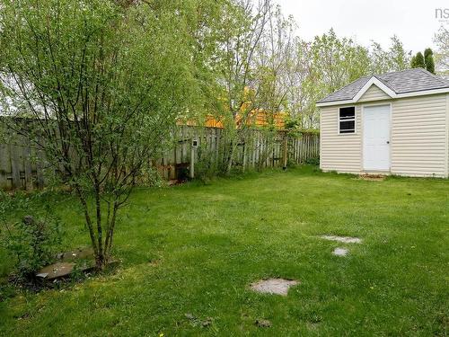 7 Daun Avenue, Enfield, NS 