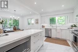 1379 CHRISTINA COURT  Burlington, ON L7P 2V8